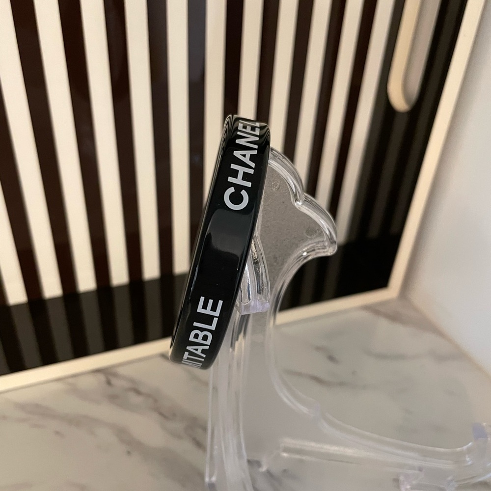 ❌SOLD❌Chanel Bangle Black and White - Picture 5 of 8
